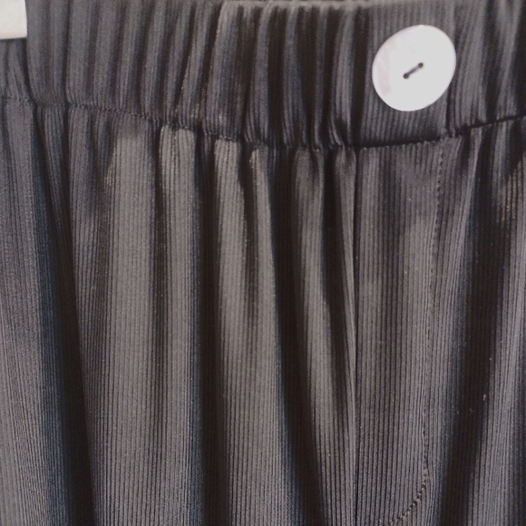 Black wide leg pants - Picture 11 of 11